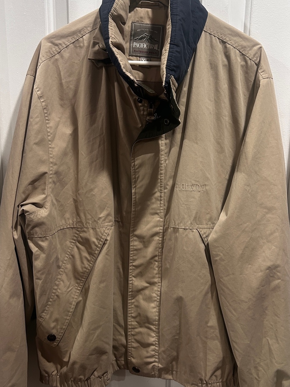 Vintage Pacific Trail Tan Lightweight Zip Jacket with Navy Collar Tuck Away Hood
